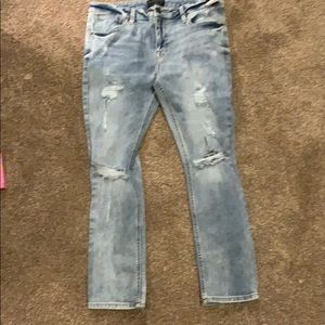 No boundaries distressed skinny jeans